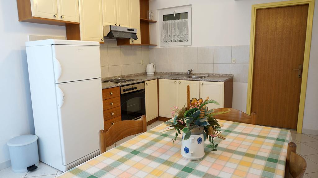 Apartments Sandra Sukošan Værelse billede