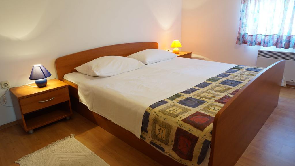 Apartments Sandra Sukošan Værelse billede